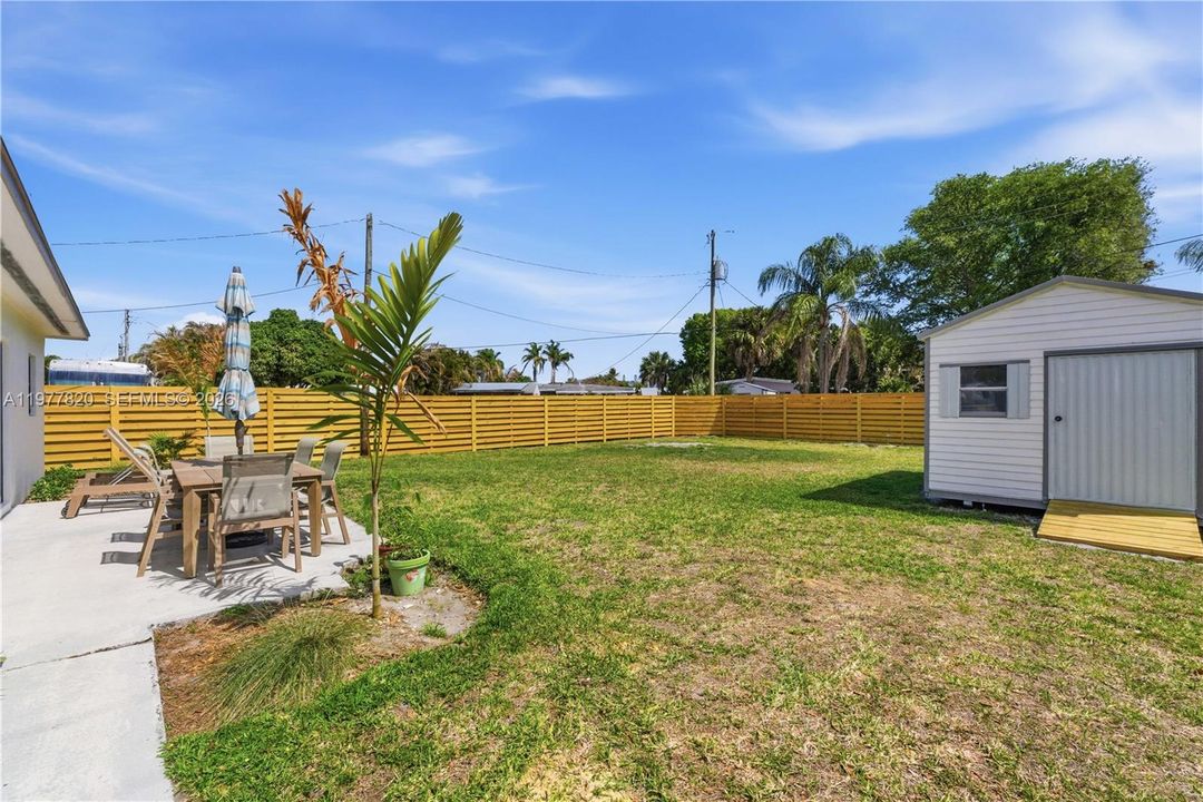 Recently Rented: $4,500 (4 beds, 2 baths, 2112 Square Feet)