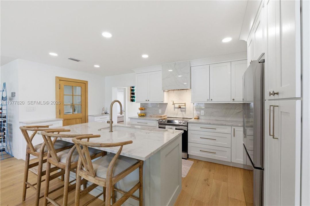 Recently Rented: $4,500 (4 beds, 2 baths, 2112 Square Feet)