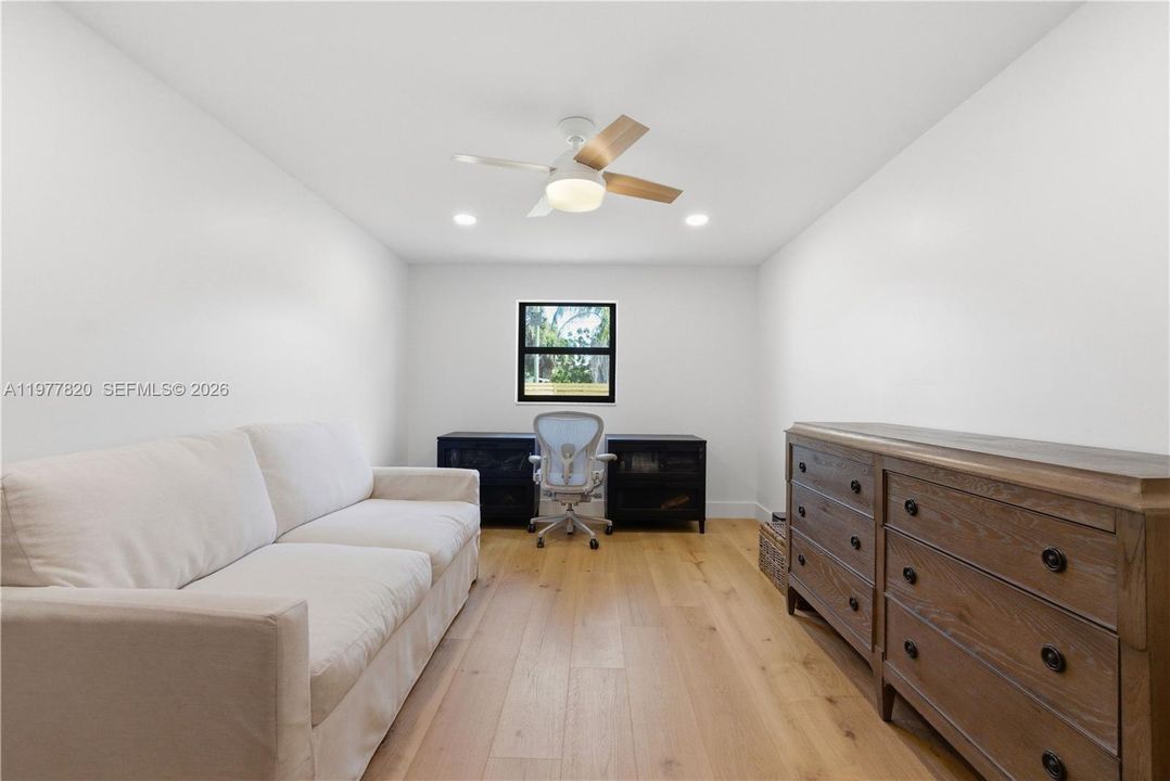 Recently Rented: $4,500 (4 beds, 2 baths, 2112 Square Feet)