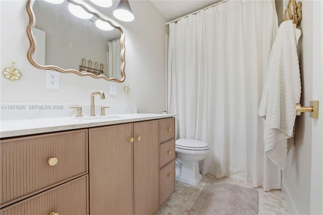 Recently Rented: $4,500 (4 beds, 2 baths, 2112 Square Feet)