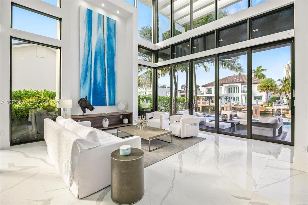 For Rent: $75,000 (6 beds, 7 baths, 5700 Square Feet)