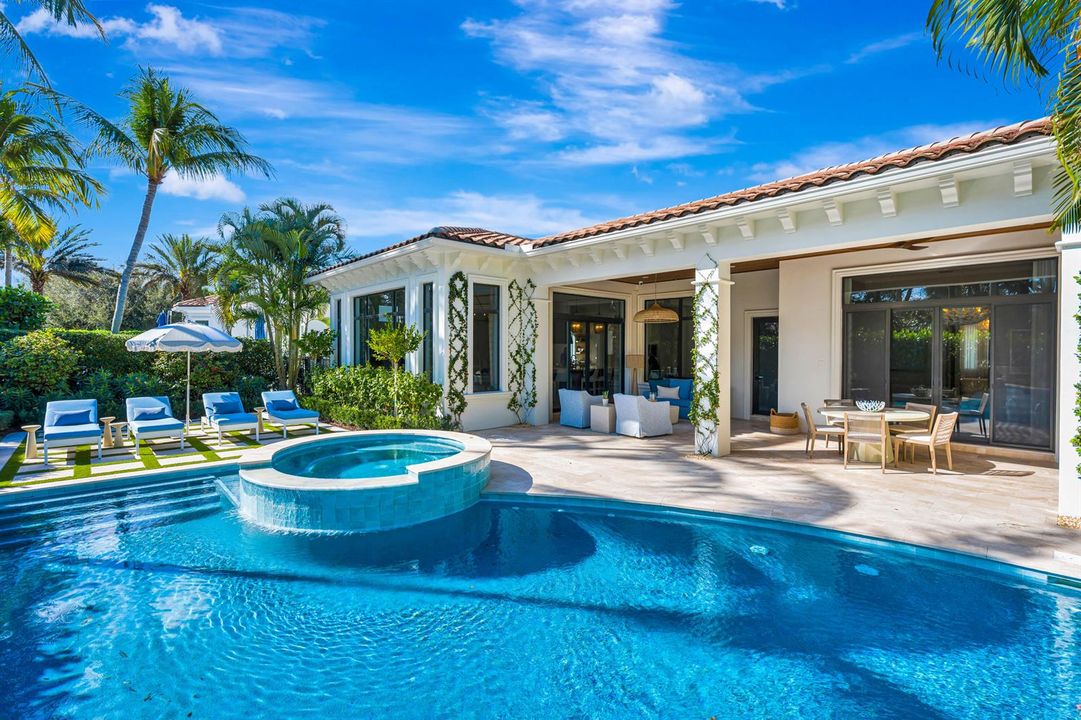 Exterior pool