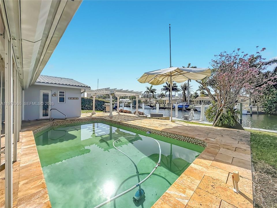 Active With Contract: $6,800 (3 beds, 2 baths, 1777 Square Feet)