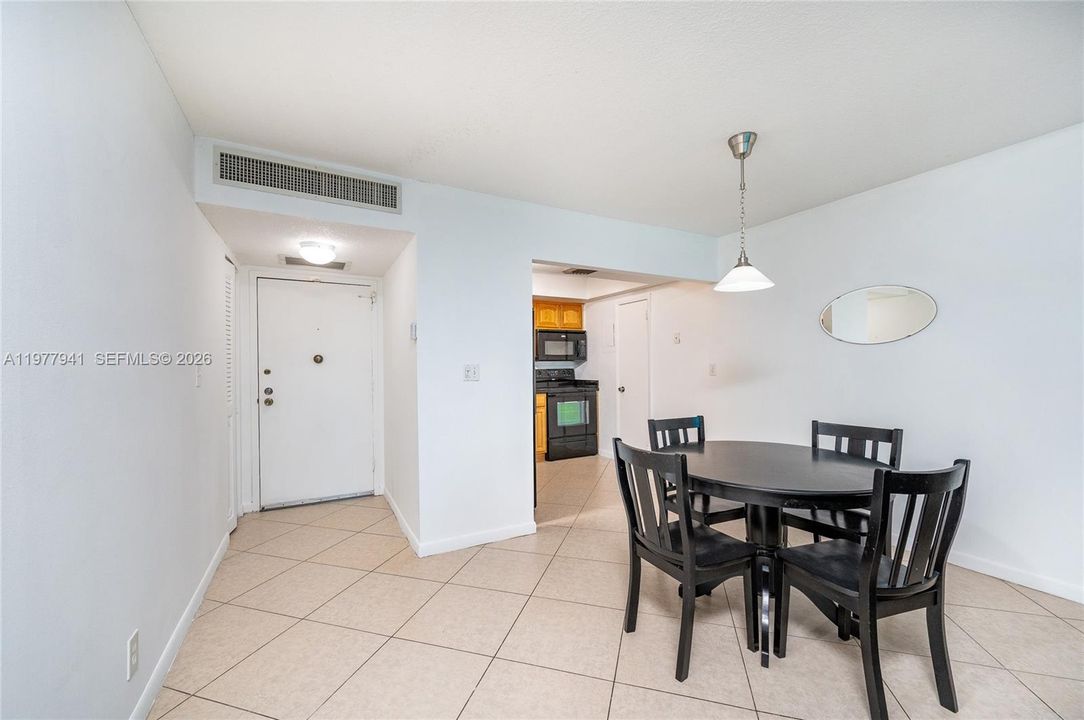 En Venta: $160,000 (1 camas, 1 baños, 834 Pies cuadrados)