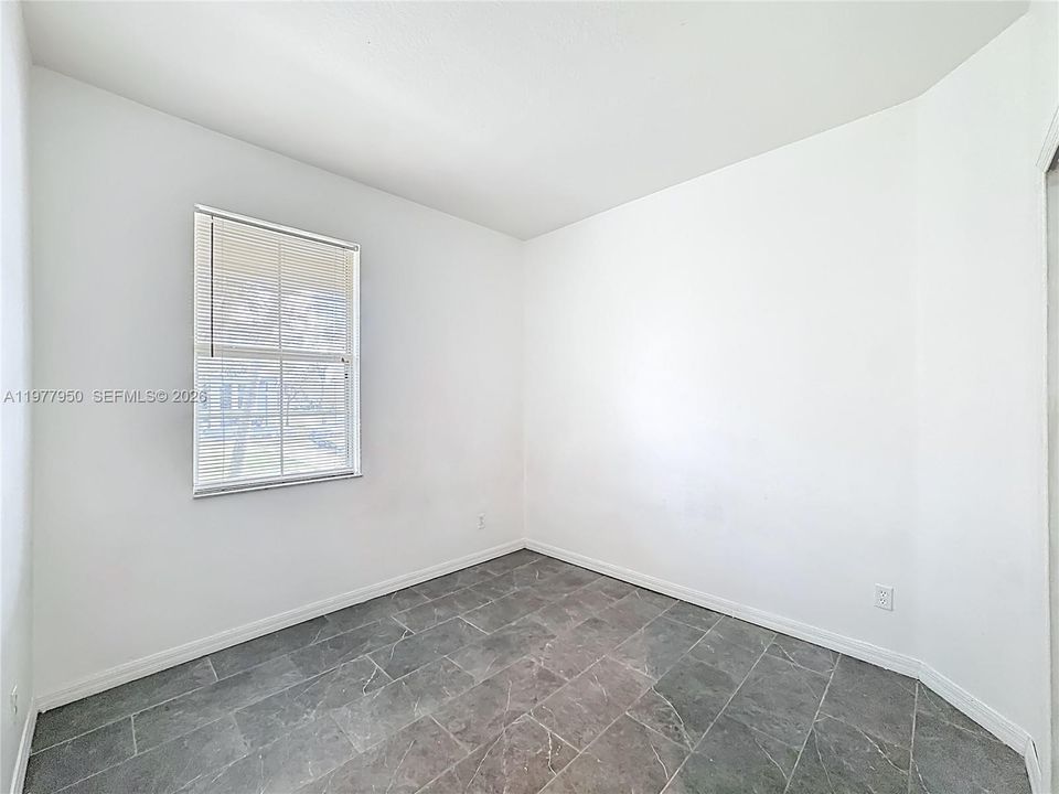 На продажу: $325,000 (3 спален, 2 ванн, 1863 Квадратных фут)