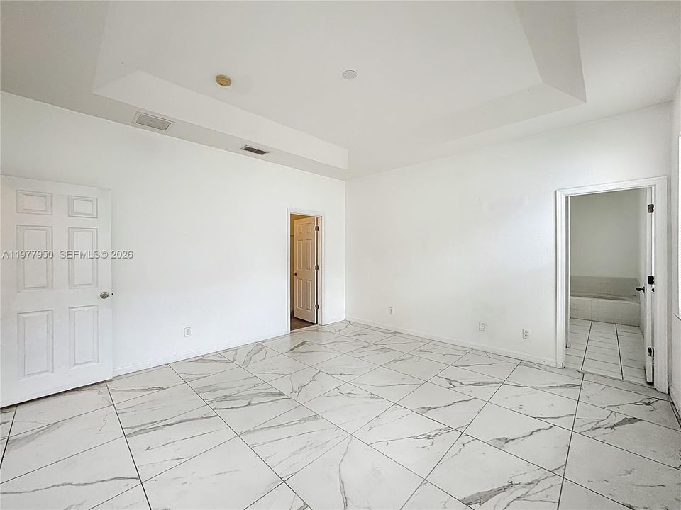 На продажу: $325,000 (3 спален, 2 ванн, 1863 Квадратных фут)