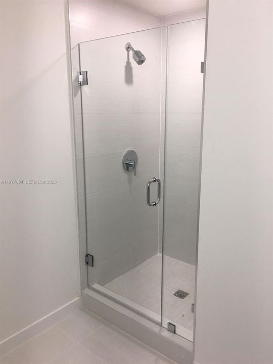 Activo con contrato: $455,000 (2 camas, 2 baños, 1244 Pies cuadrados)