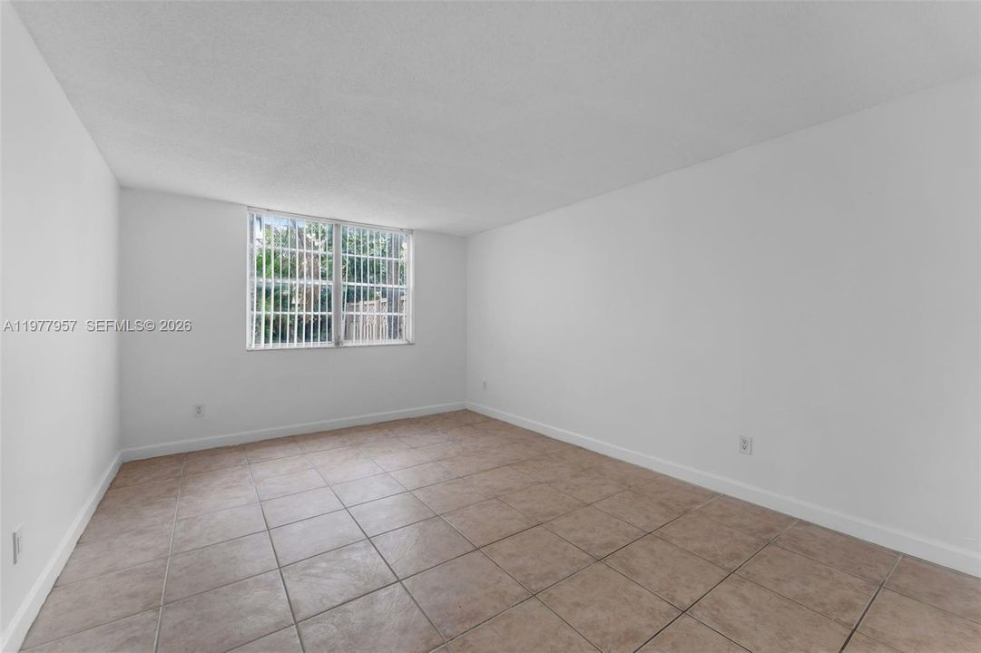 Recently Sold: $279,000 (2 beds, 2 baths, 1060 Square Feet)