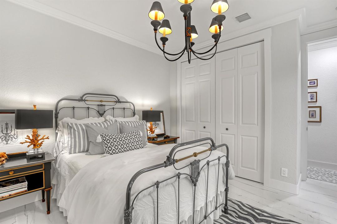 Bedroom #4 (49)