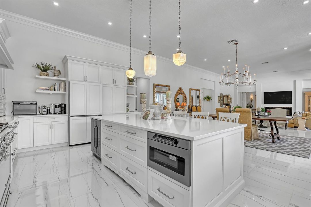 great room from kitchen (24)