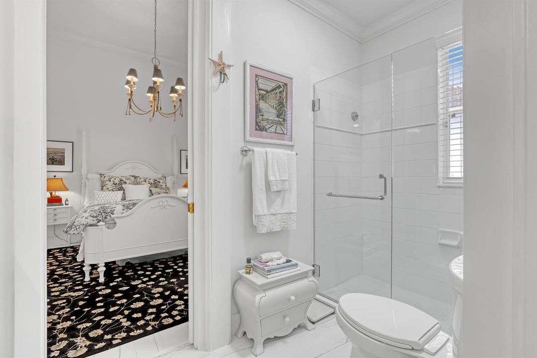 jack&jill bathroom (48)