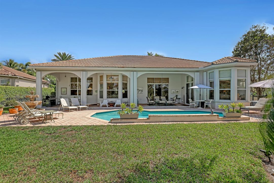 garden/pool (66)