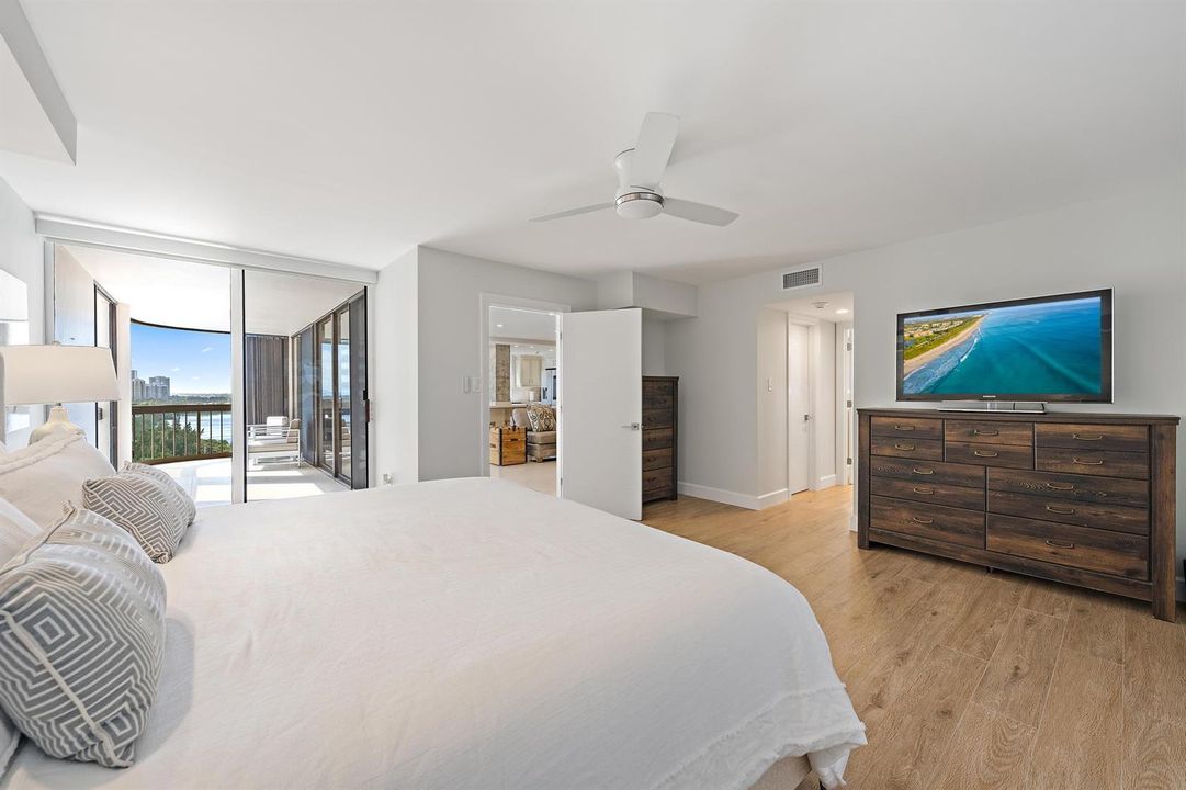 5380 N Ocean Dr 12a-4