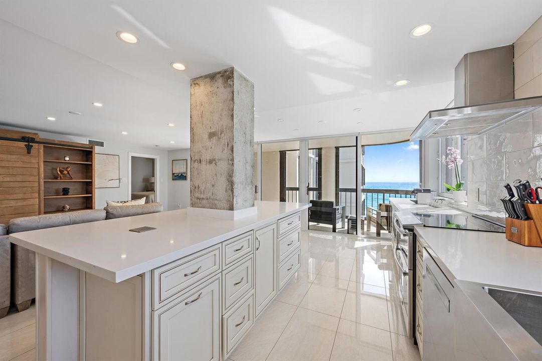 5380 N Ocean Dr 12a-16