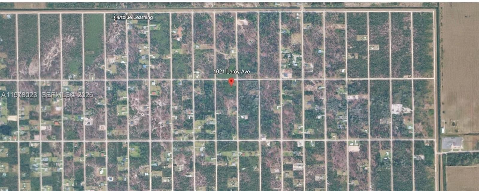 На продажу: $32,000 (0.50 acres)