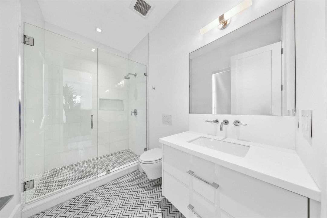 BATHROOM #2