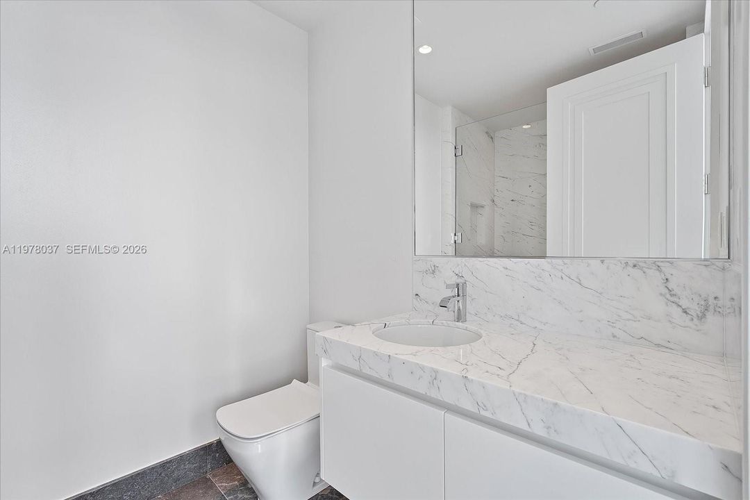 For Sale: $5,990,000 (3 beds, 4 baths, 2616 Square Feet)