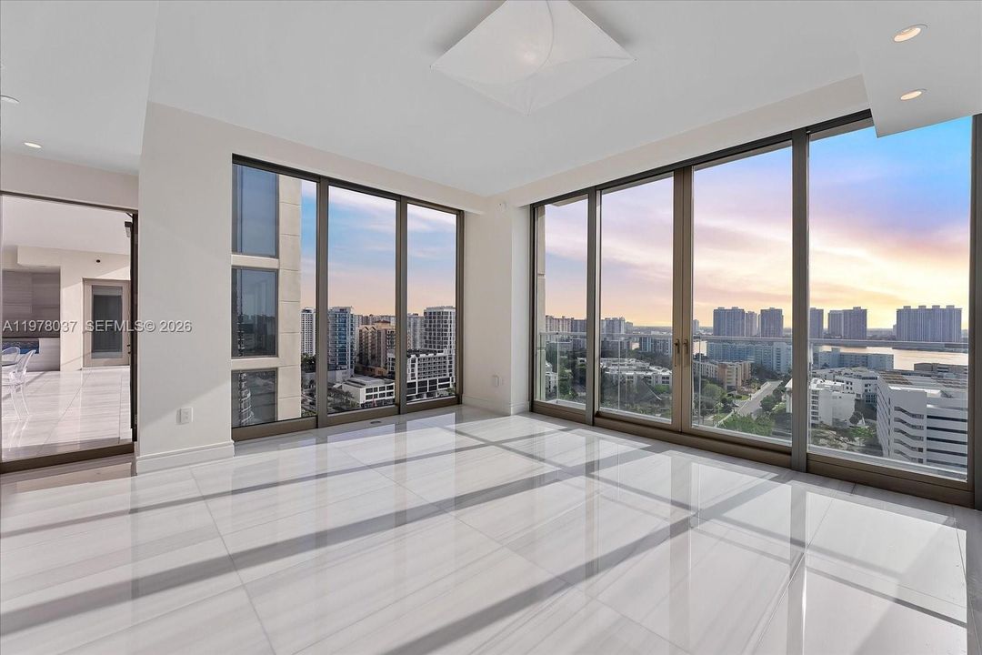 For Sale: $5,990,000 (3 beds, 4 baths, 2616 Square Feet)
