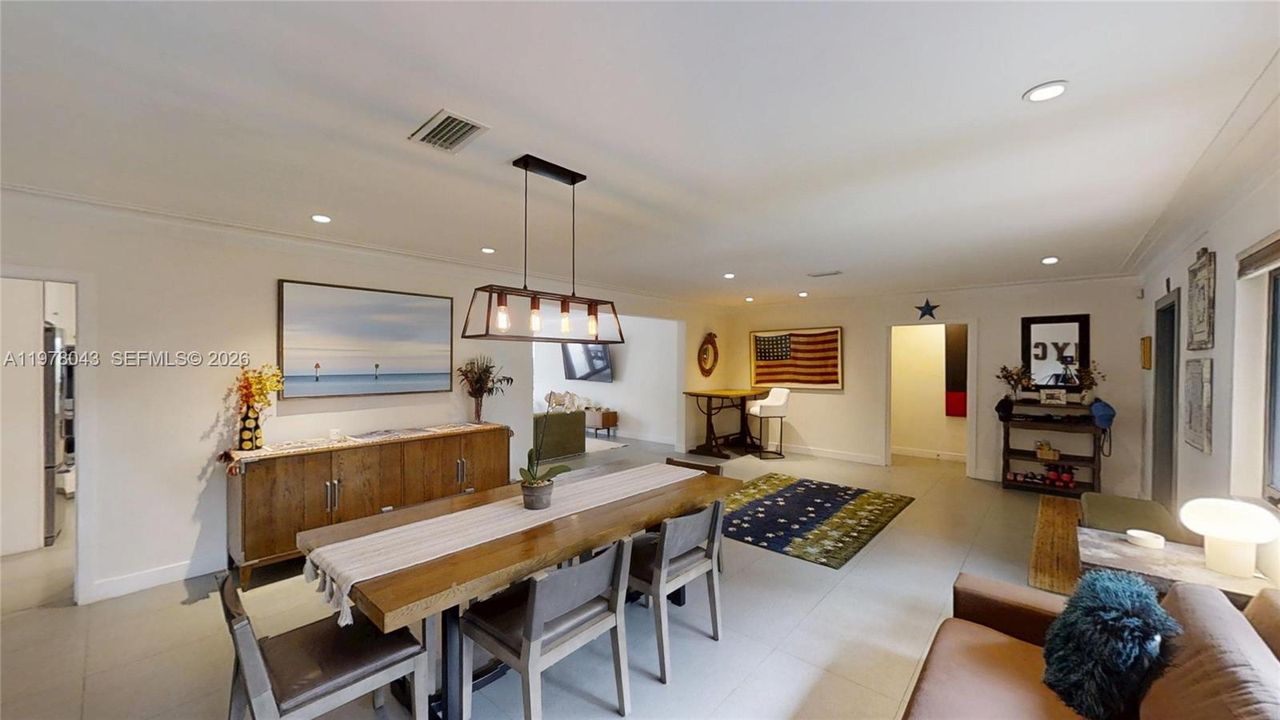 Active With Contract: $1,850,000 (4 beds, 3 baths, 0 Square Feet)