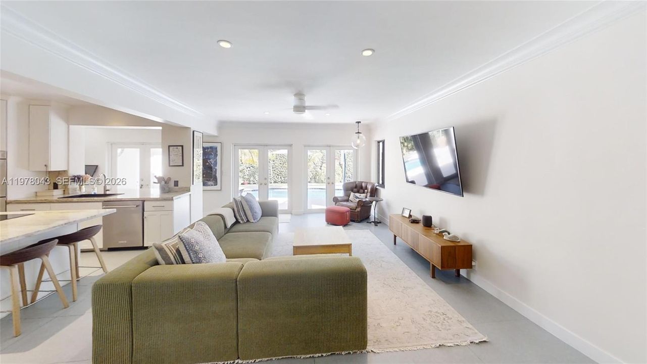 Active With Contract: $1,850,000 (4 beds, 3 baths, 0 Square Feet)