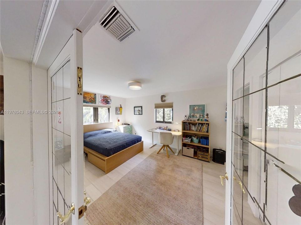 Active With Contract: $1,850,000 (4 beds, 3 baths, 0 Square Feet)