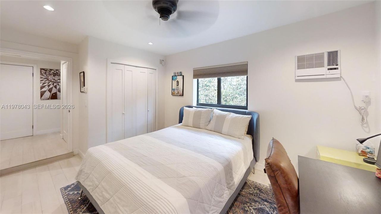 Active With Contract: $1,850,000 (4 beds, 3 baths, 0 Square Feet)