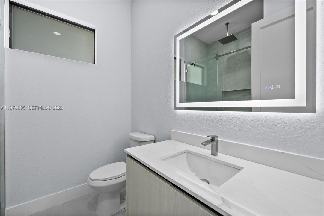 Vendido Recientemente: $600,000 (4 camas, 3 baños, 0 Pies cuadrados)