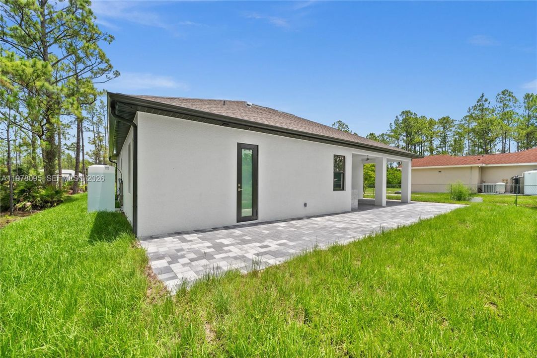 Vendido Recientemente: $600,000 (4 camas, 3 baños, 0 Pies cuadrados)
