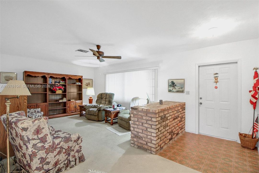 Recently Sold: $545,000 (3 beds, 2 baths, 1740 Square Feet)