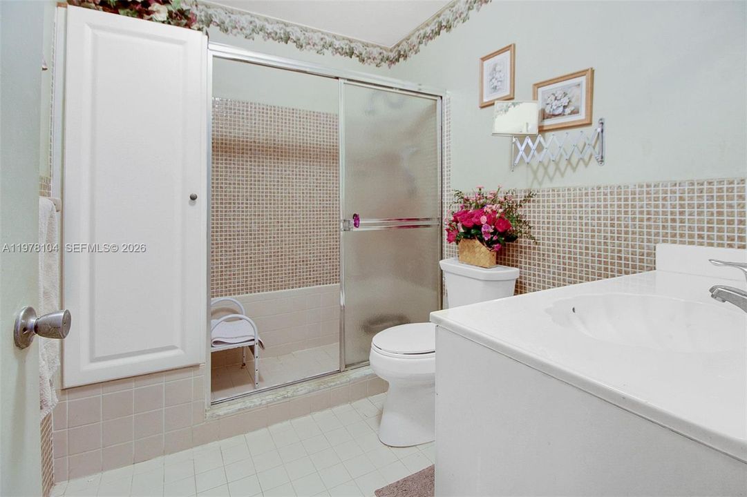 Recently Sold: $545,000 (3 beds, 2 baths, 1740 Square Feet)