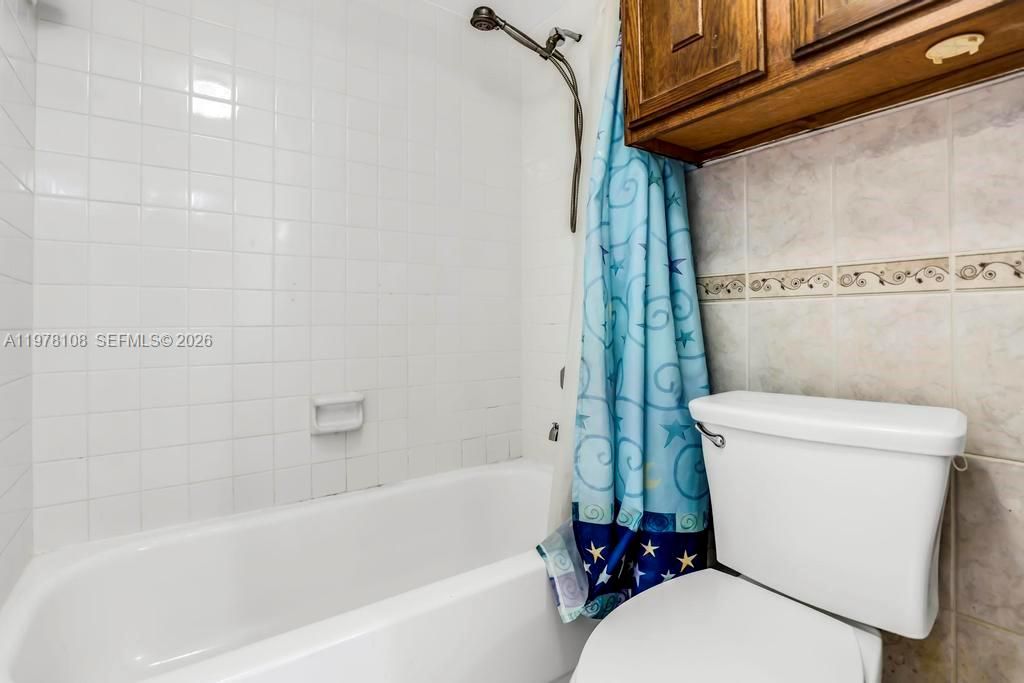 Vendido Recientemente: $170,000 (2 camas, 2 baños, 1090 Pies cuadrados)
