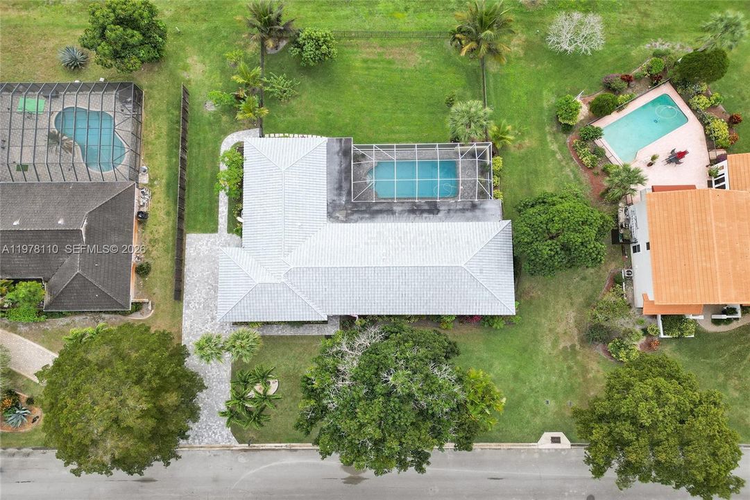 En Venta: $1,052,000 (4 camas, 3 baños, 2994 Pies cuadrados)