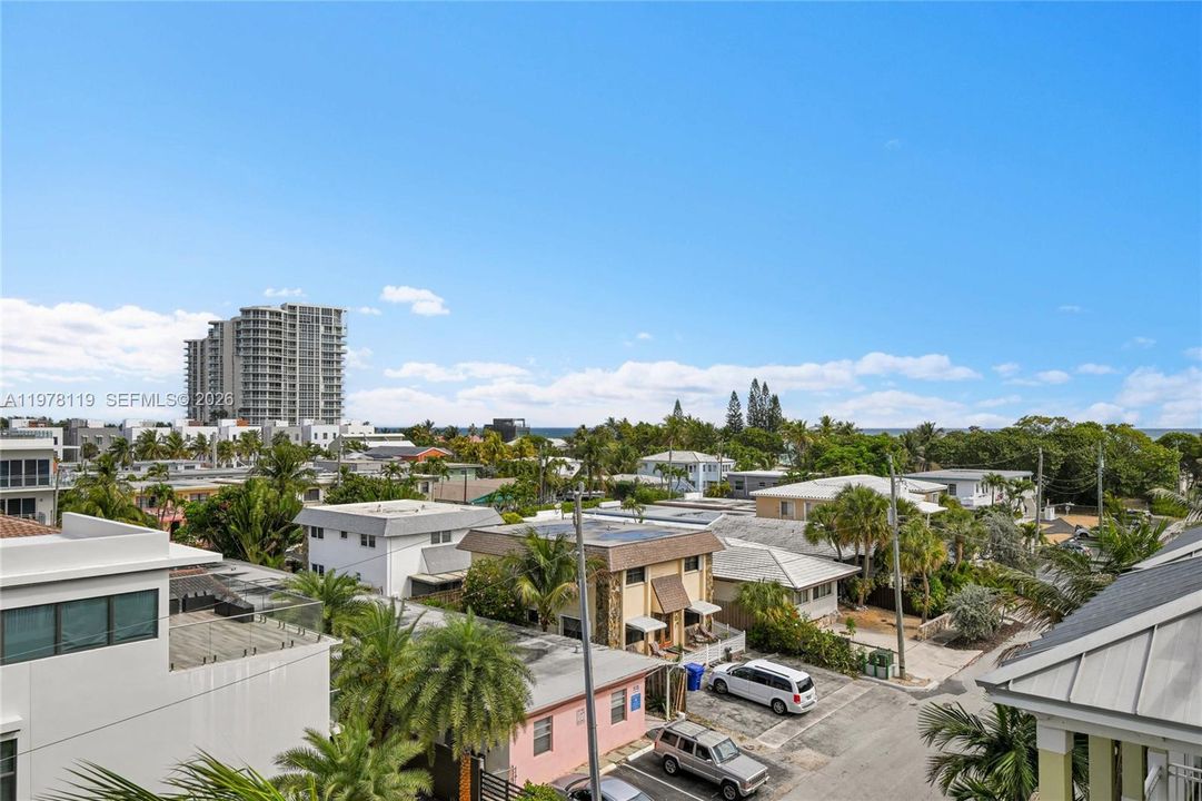 For Sale: $2,250,000 (4 beds, 4 baths, 3228 Square Feet)