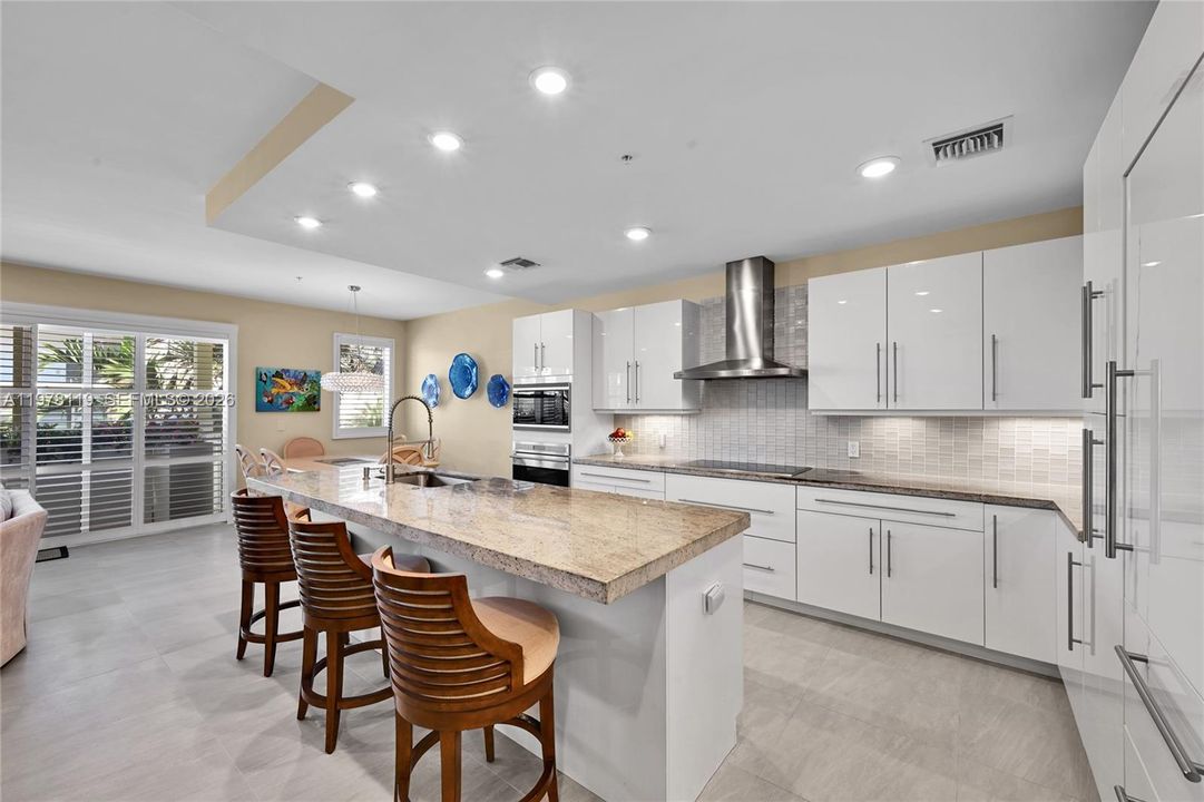 For Sale: $2,250,000 (4 beds, 4 baths, 3228 Square Feet)