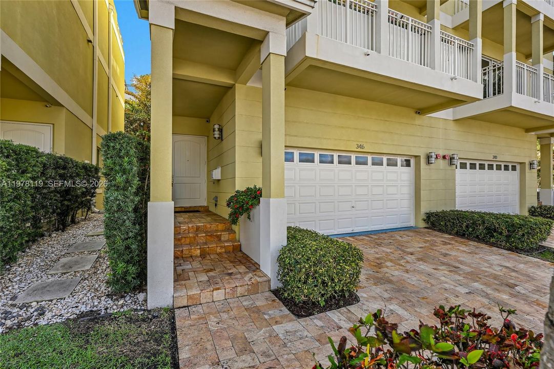 For Sale: $2,250,000 (4 beds, 4 baths, 3228 Square Feet)