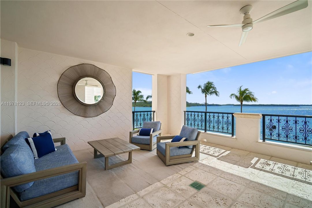 En Venta: $5,900,000 (2 camas, 2 baños, 1950 Pies cuadrados)