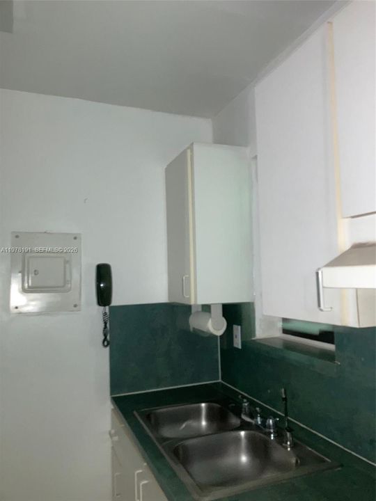 На продажу: $169,000 (1 спален, 1 ванн, 550 Квадратных фут)