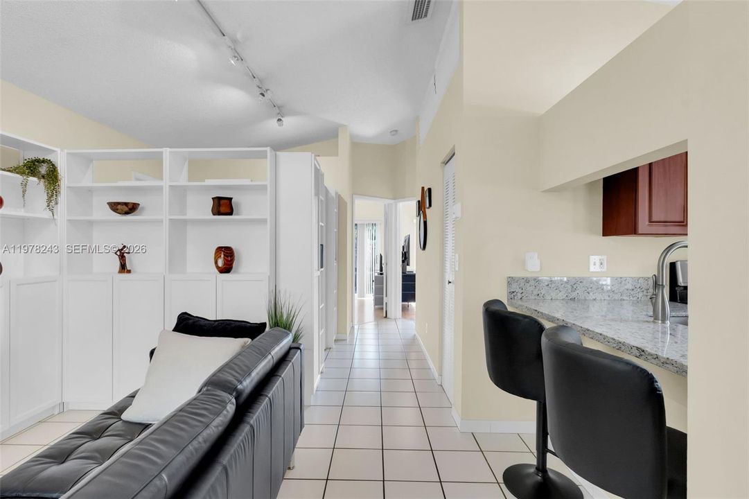 Active With Contract: $389,000 (2 beds, 2 baths, 840 Square Feet)