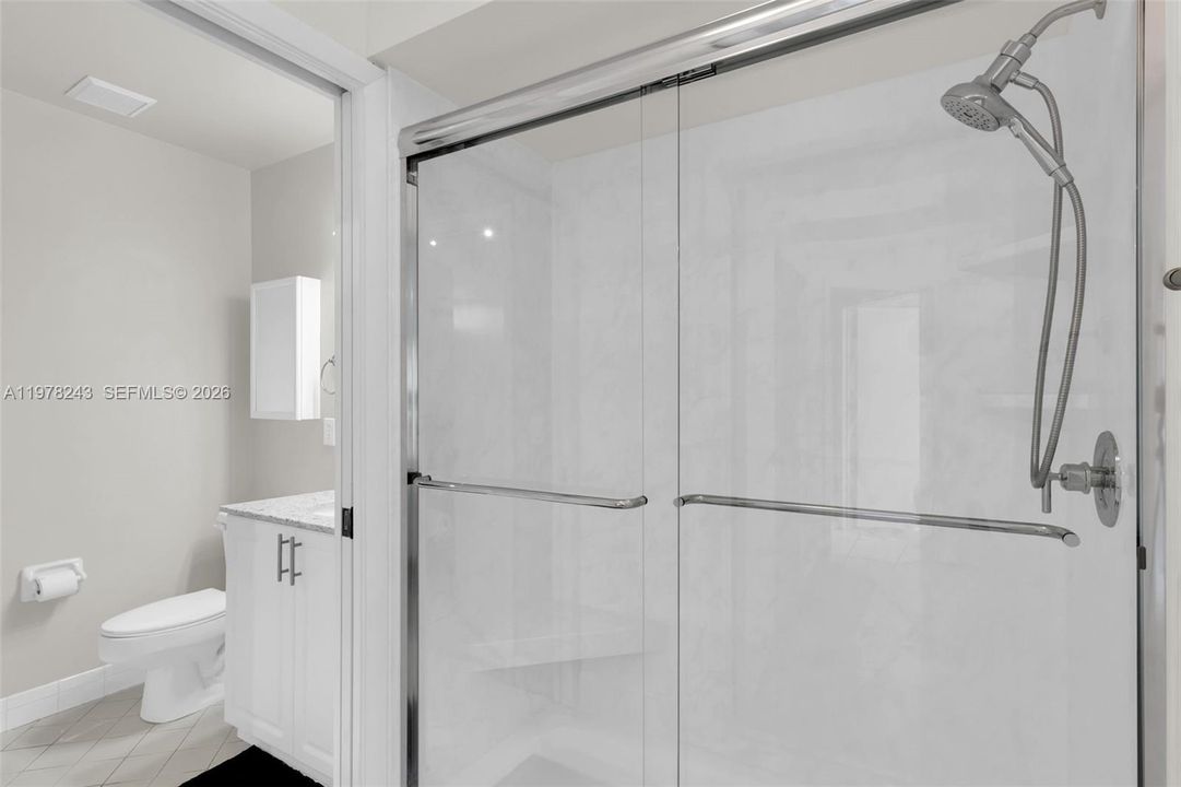 Active With Contract: $389,000 (2 beds, 2 baths, 840 Square Feet)