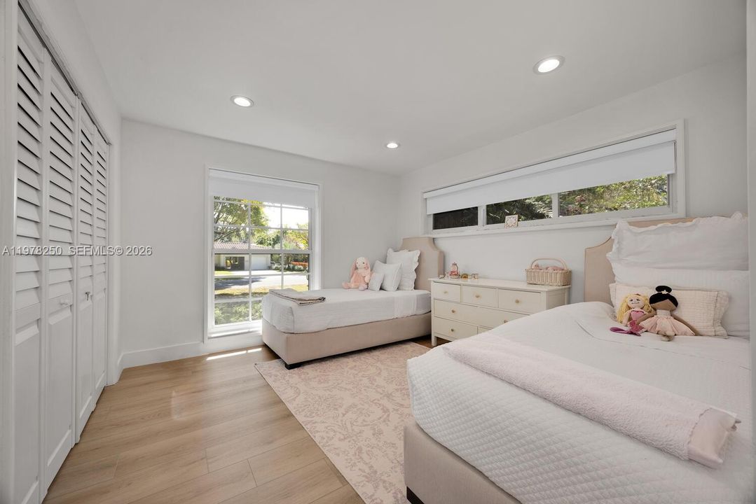 Active With Contract: $3,240,000 (4 beds, 3 baths, 2968 Square Feet)