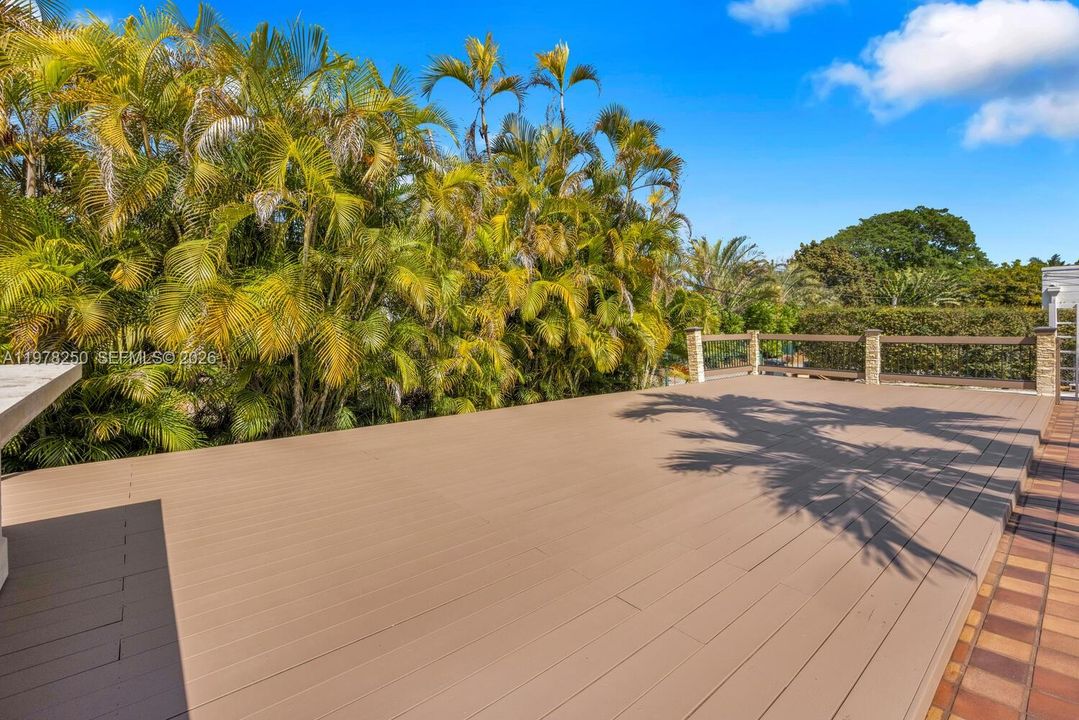 Active With Contract: $3,240,000 (4 beds, 3 baths, 2968 Square Feet)