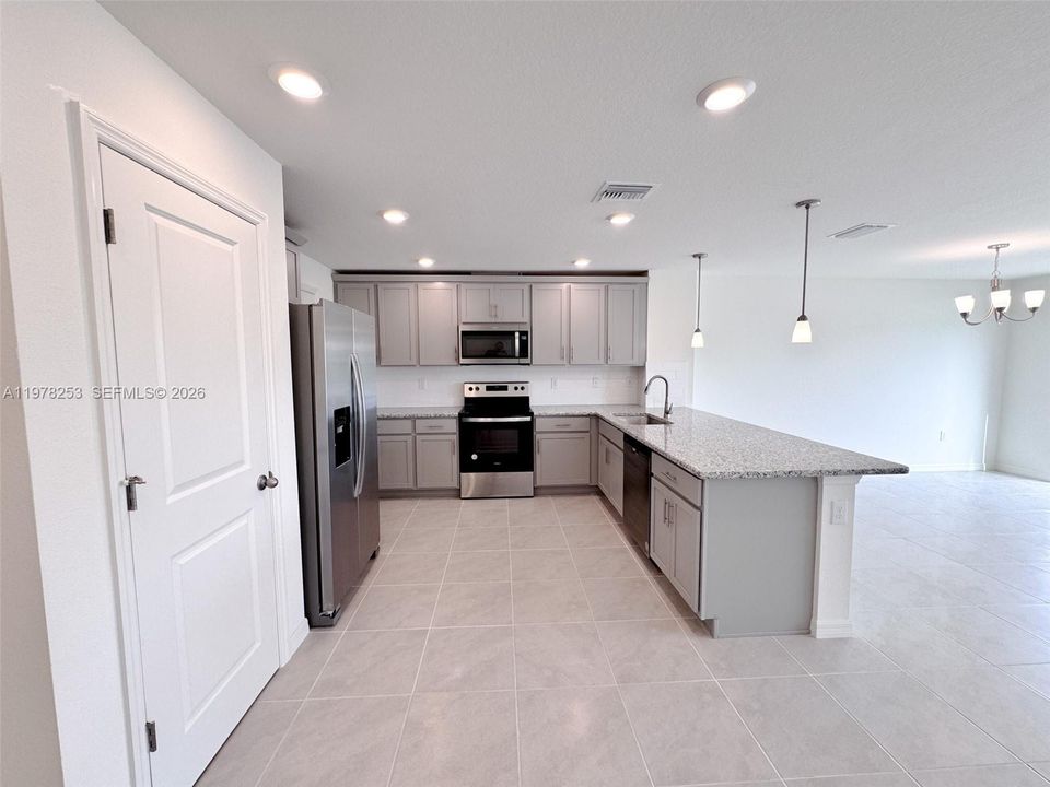 For Rent: $1,950 (2 beds, 2 baths, 0 Square Feet)