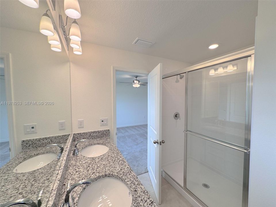 For Rent: $1,950 (2 beds, 2 baths, 0 Square Feet)