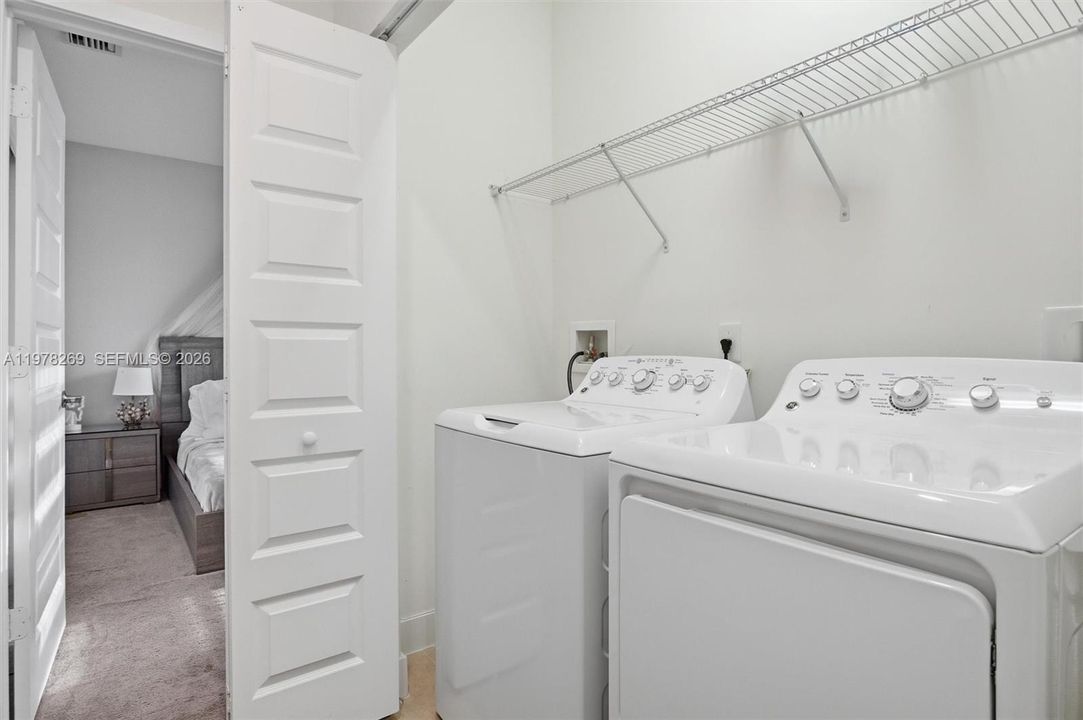 For Sale: $1,300,000 (5 beds, 3 baths, 3050 Square Feet)