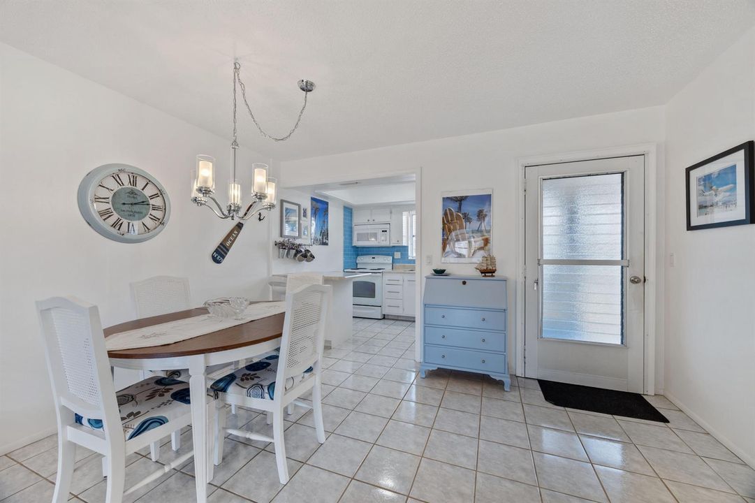 Dining Kitchen