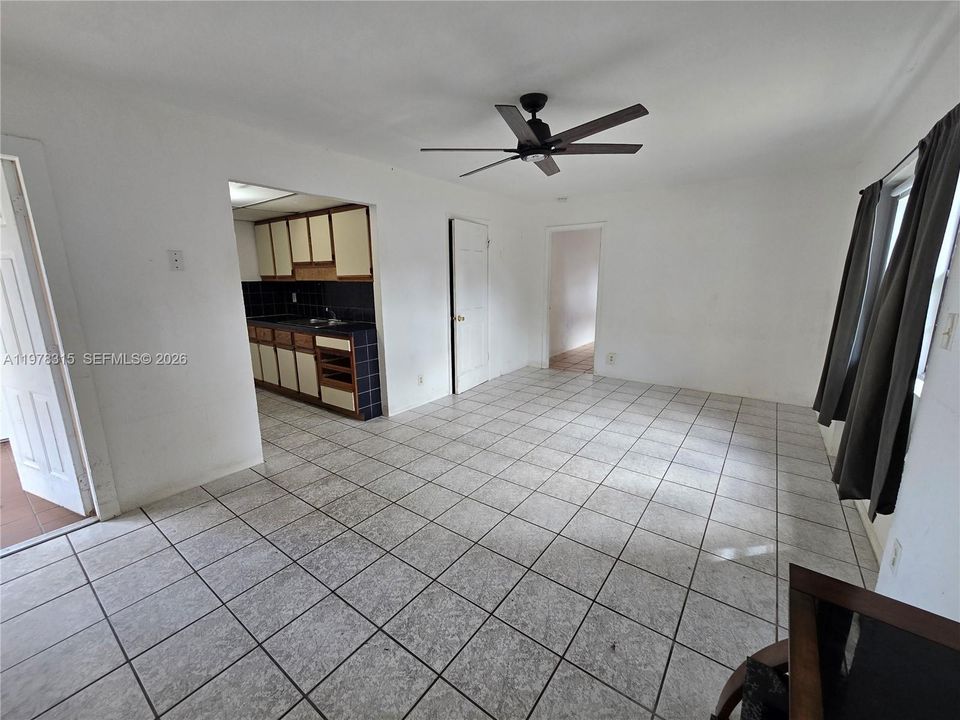 For Sale: $482,600 (0 beds, 0 baths, 1486 Square Feet)