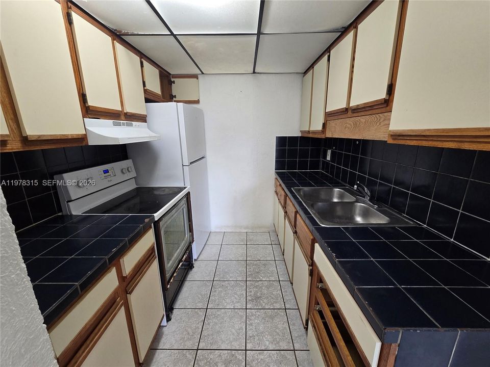 For Sale: $482,600 (0 beds, 0 baths, 1486 Square Feet)