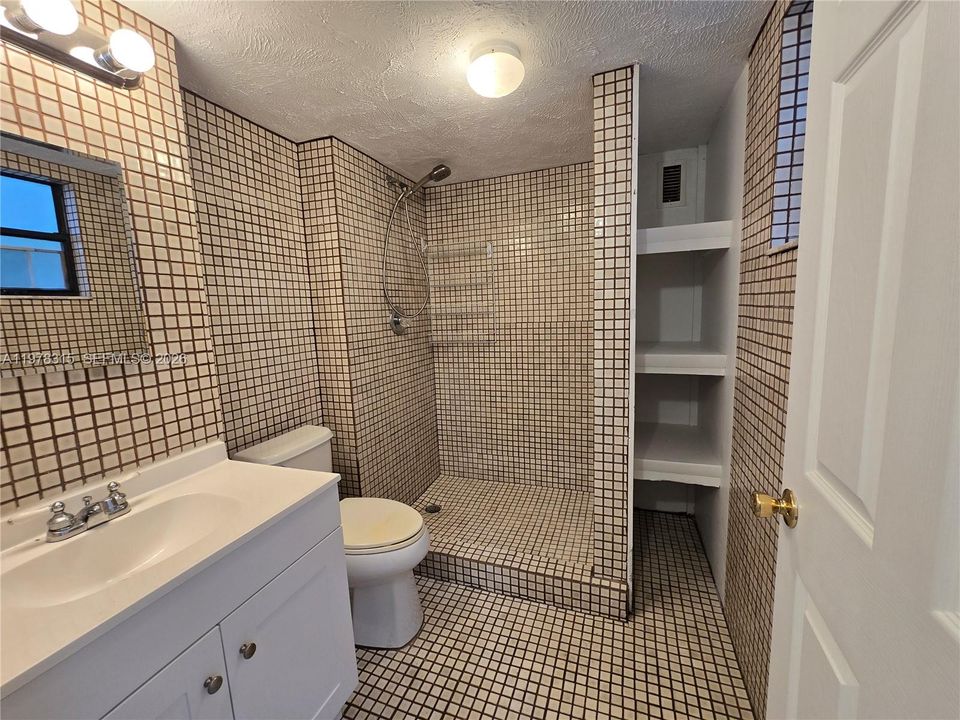 For Sale: $482,600 (0 beds, 0 baths, 1486 Square Feet)