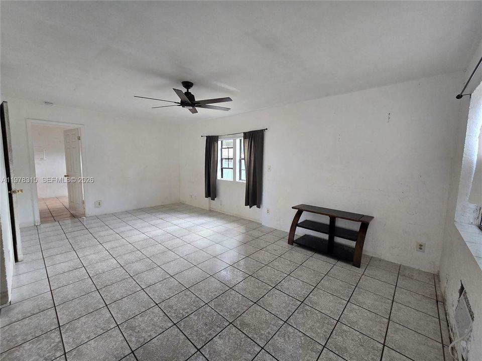 For Sale: $482,600 (0 beds, 0 baths, 1486 Square Feet)