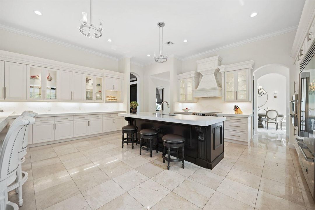 11-web-or-mls-9650-eden-manor